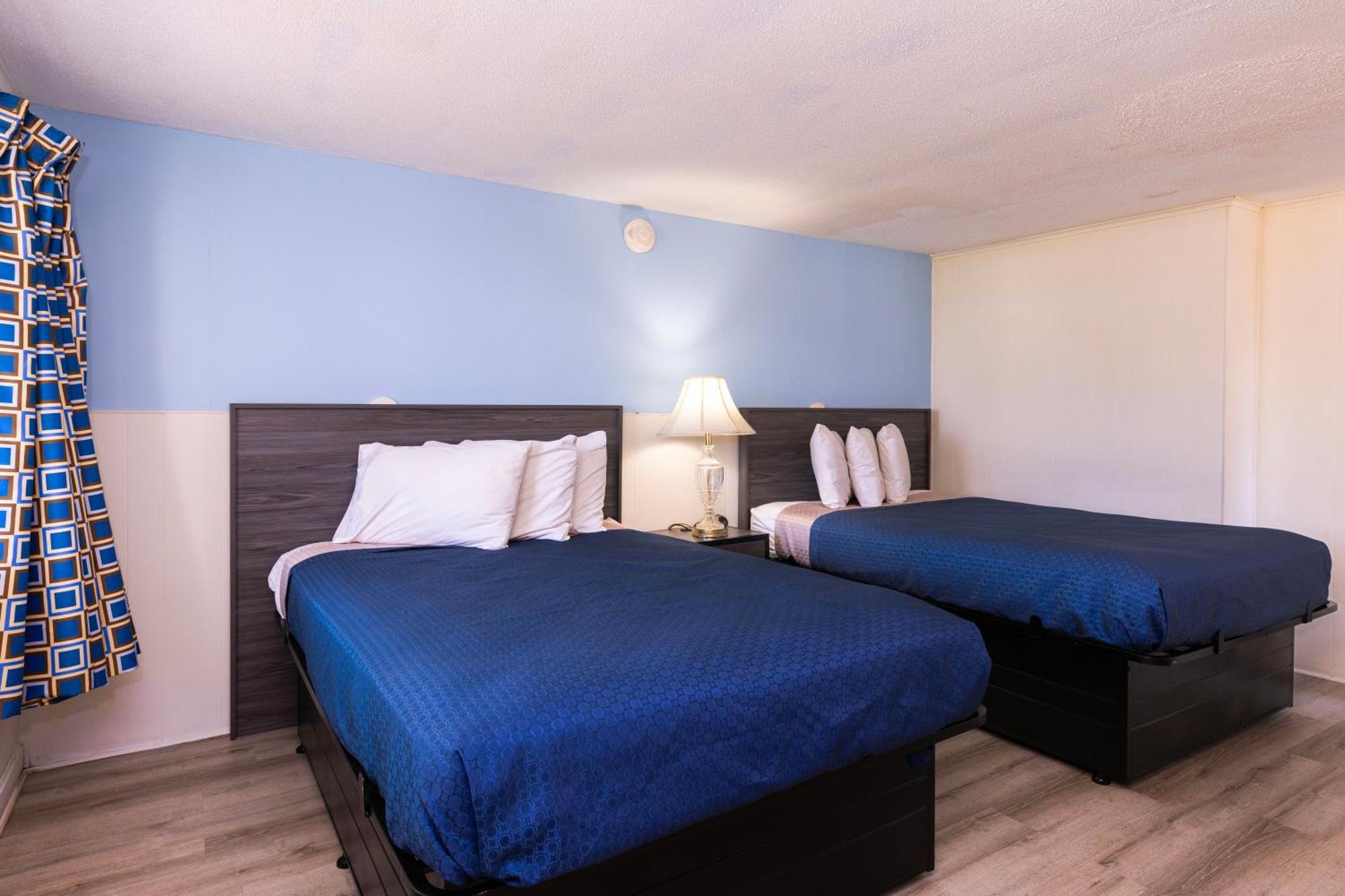 Ne'r Motel