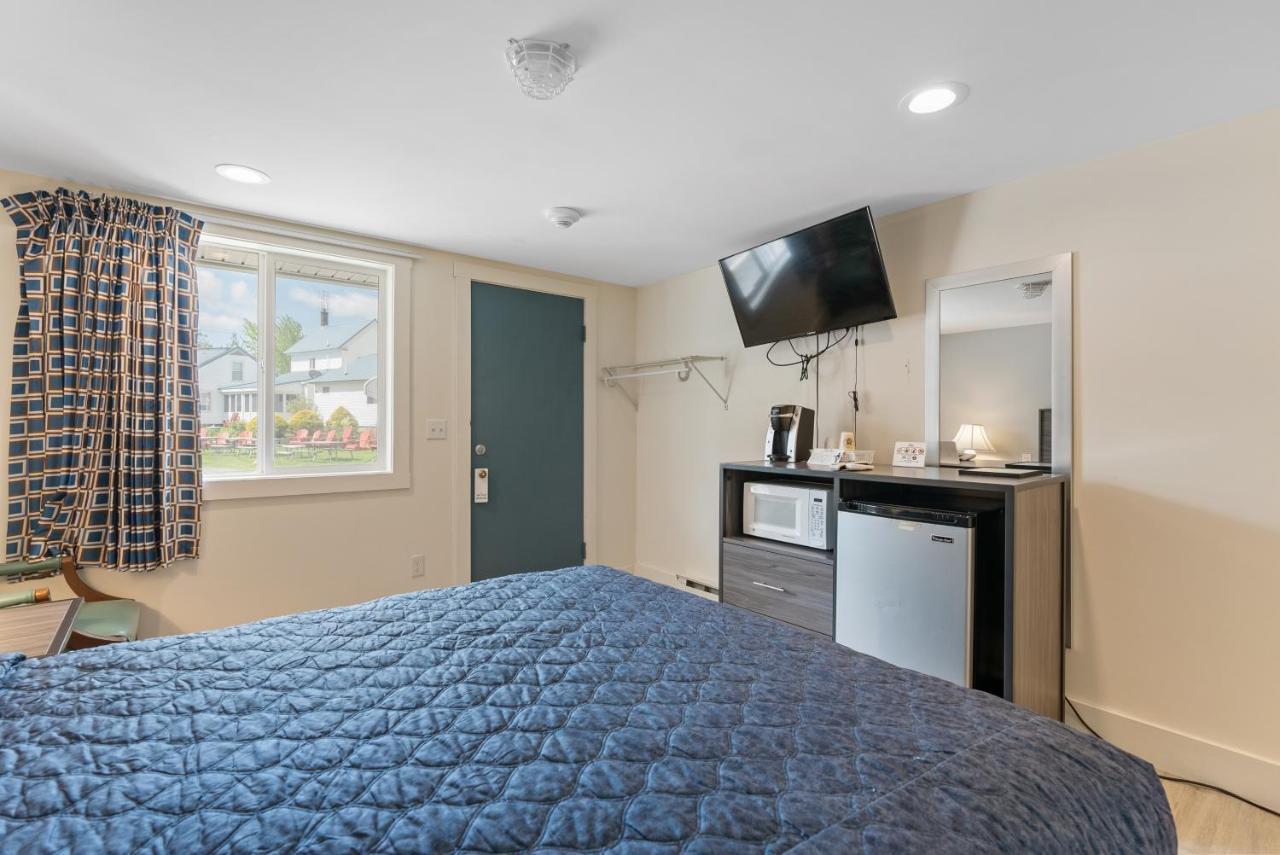 Ne'r Motel Wells